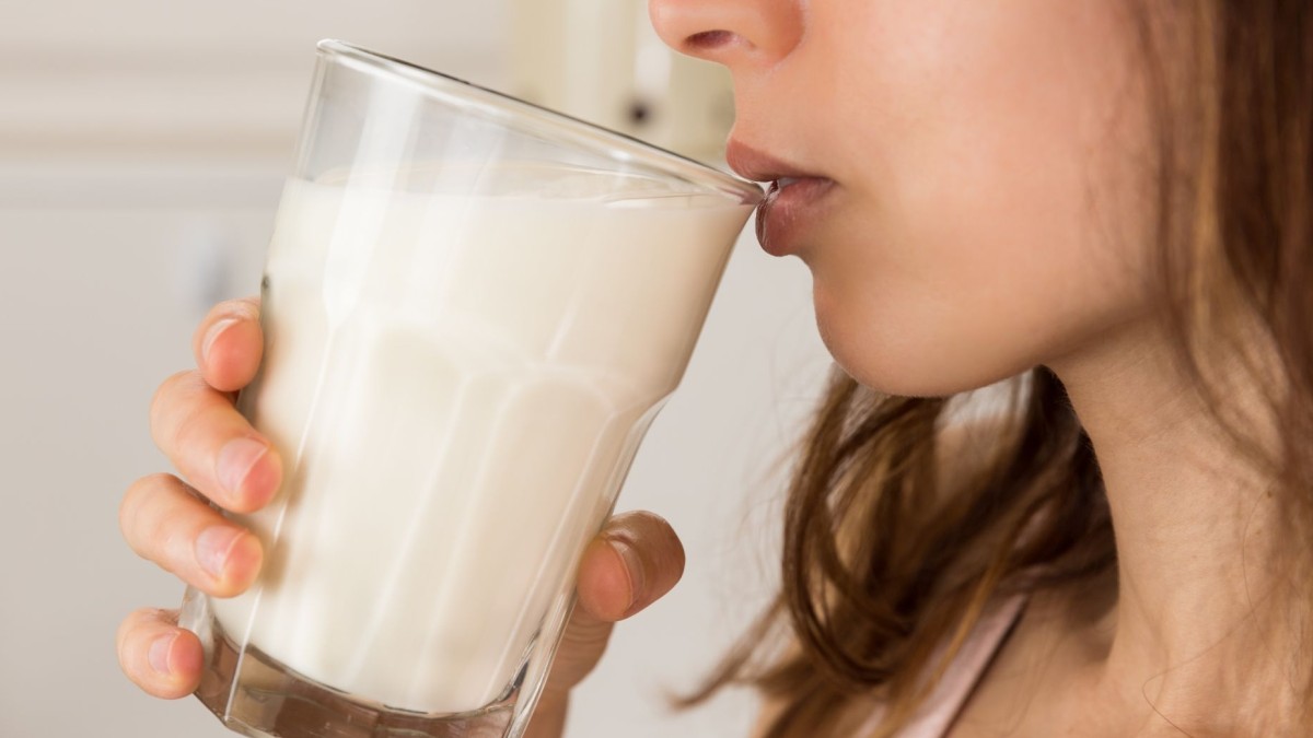 Μας βοηθάει το γάλα να κοιμηθούμε πιο εύκολα;