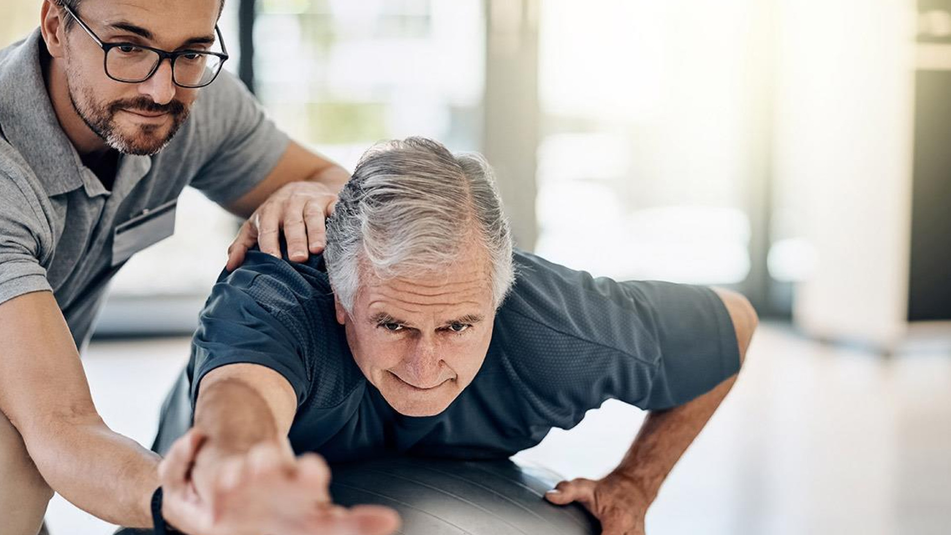 Οστεοπόρωση στους άνδρες: Μια σιωπηλή απειλή που δεν πρέπει να αγνοούμε
