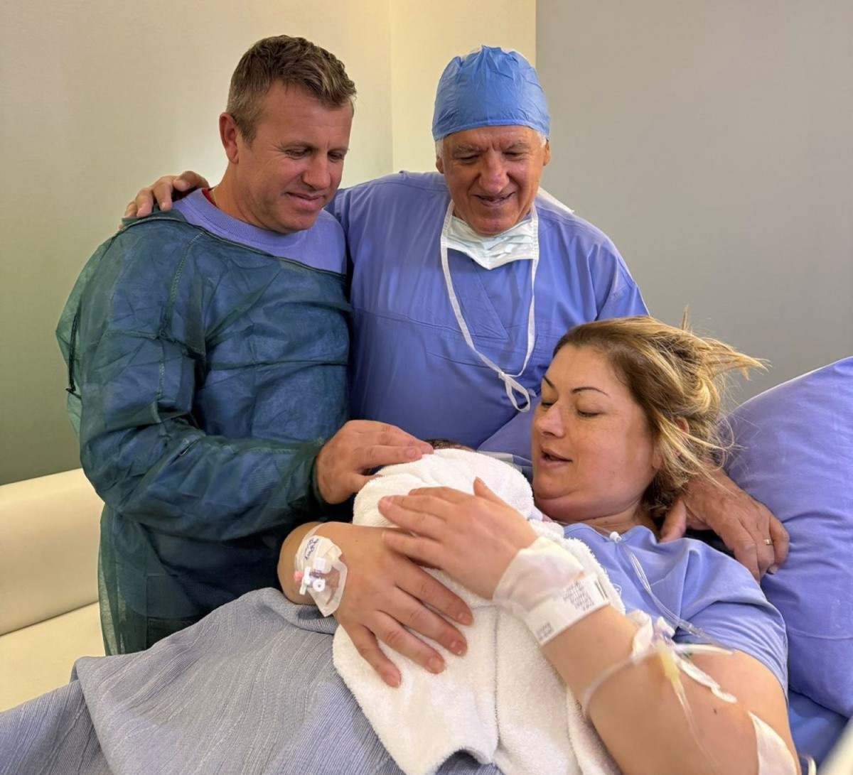 Ένα υγιές κοριτσάκι γέννησε η Ειρήνη Κόκκα μετά από μεταμόσχευση ωοθηκικού ιστού- Μια από τις 33 γυναίκες στο κόσμο που έχει επιτύχει δεύτερο τοκετό