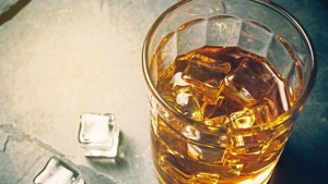 Η κατανάλωση αλκοόλ και ο κίνδυνος καρκίνου του παγκρέατος: Tα συμπεράσματα μιας νέας παγκόσμιας μελέτης
