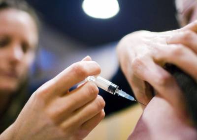 ΙΣΘ: Αναγκαίος ο εμβολιασμός - Ατεκμηρίωτοι όσοι διαφωνούν