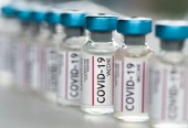 Άνοιξε η πλατφόρμα των ραντεβού για τα επικαιροποιημένα εμβόλια κατά της covid-19