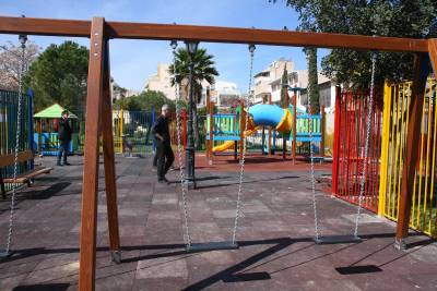 Yπουργείο Υγείας: Αυστηρή απαγόρευση καπνίσματος και στις παιδικές χαρές