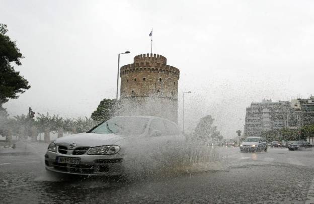 Για ισχυρές καταιγίδες και χαλαζοπτώσεις προειδοποιεί και σήμερα η Πολιτική Προστασία