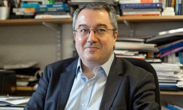 Μόσιαλος: Έξι σημαντικές διευκρινίσεις για την ευλογιά των πιθήκων