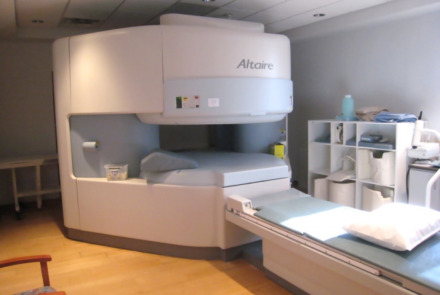 Αξονική ή Μαγνητική Τομογραφία; CT vs MRI
