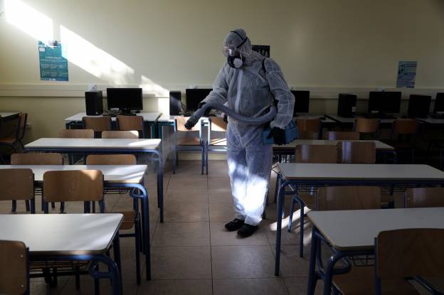 Υπ. Παιδείας: Κλειστά μέχρι τις 10 Mαΐου τα σχολεία