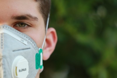 Κορωνοϊός: 122.230 κρούσματα την τελευταία εβδομάδα και 355 θάνατοι
