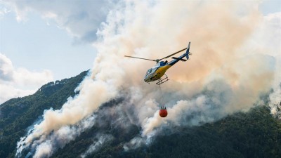 Τρία άτομα στο "Γ. Γεννηματάς" από την πυρκαγιά στην Πεντέλη