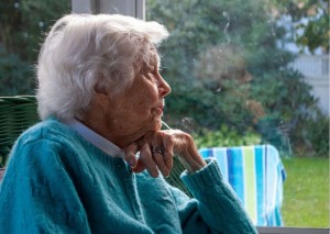 Αυτές είναι οι 4 κυριότερες αιτίες της μοναξιάς των ηλικιωμένων στην Ευρώπη