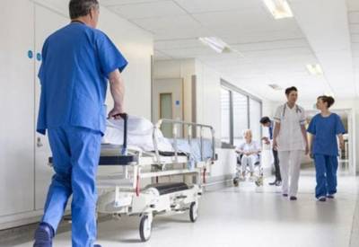 Γραφεία Δικαιωμάτων ασθενών θα αποκτήσουν τα δημόσια νοσοκομεία