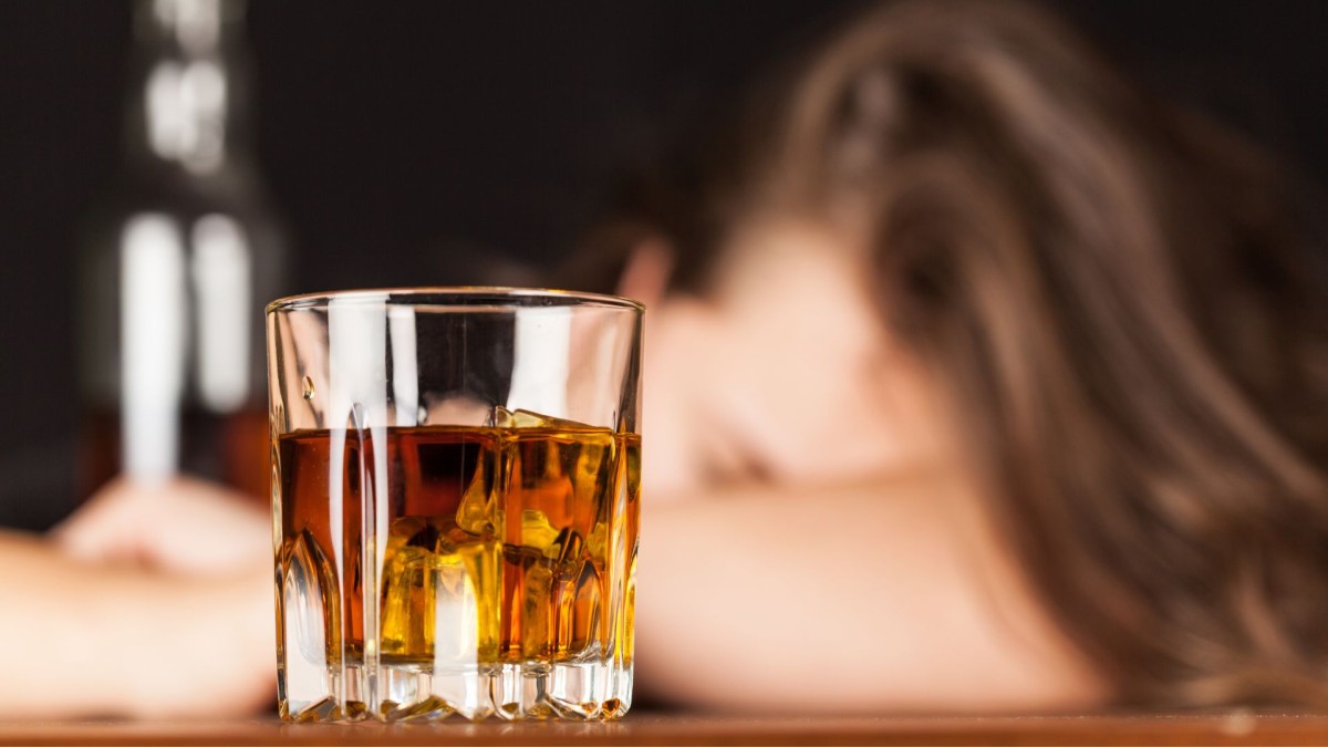 Σεμαγλουτίδη: Μπορεί να βοηθήσει και στον αλκοολισμό;