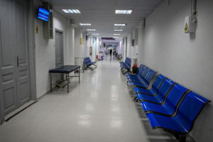 ΕΟΔΥ: Επτά θάνατοι από COVID-19 και 9 από γρίπη την τελευταία εβδομάδα