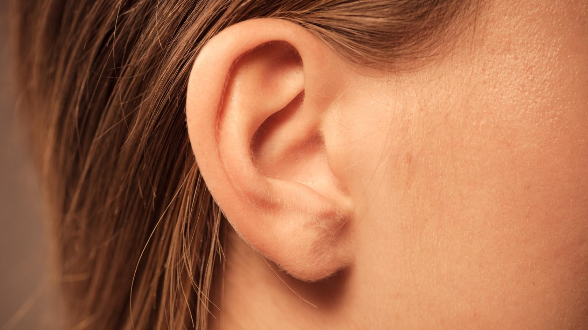 Αναίμακτη ωτοπλαστική: Διορθώστε τα “πεταχτά αυτιά” χωρίς χειρουργείο