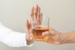 Έρευνα: Ποια η συσχέτιση κατανάλωσης αλκοόλ και ανάπτυξης καρκίνου;