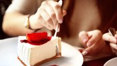 Γιατί εθιζόμαστε στις τροφές με λιπαρά και ζάχαρη;